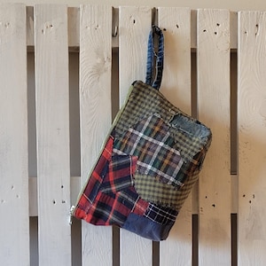 Upcycled Cosmetic Bag,Repurposed Fabric Pouch, Sustainble Wristlet , Patchwork Zippered Case with lining