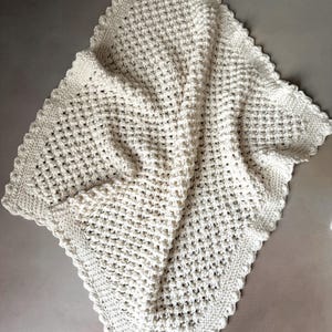Raspberry Stitch Baby Blanket Knitting Pattern: Chunky Yarn Afghan (PDF Pattern)