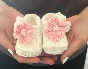 Baby-Mädchen gestrickte Schuhe, gestrickte Babyschuhe, neugeborenes Baby-Dusche-Geschenk, Baby-Mädchen-Duschegeschenk, neues Babygeschenk