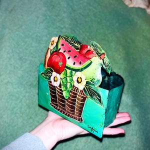 Vtg 1990s SS Sarna Folk Art Tole Handmade Fruit Planter Cache Pot