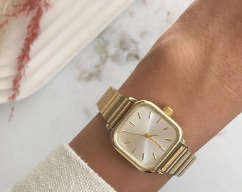 Silver Dial Gold Steel Women's Wristwatch - Women Wrist Watches