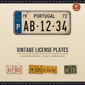 Può includere: Targhe automobilistiche vintage su sfondo beige. La targa principale è portoghese, con la scritta "PORTOGALLO" e il numero "72". Sono presenti anche targhe provenienti da Canada, Florida, Sudafrica e Texas.