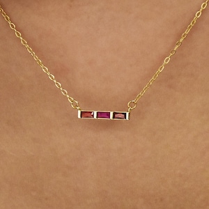 Collar con piedra de nacimiento baguette, collar con piedra de nacimiento de oro de 18 quilates, regalo personalizado, collar con piedra de nacimiento familiar, joyería con piedras preciosas, regalo de cumpleaños