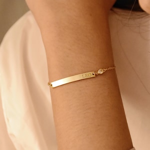 Name Bar Birthstone Bracelet, Personalized Bar Bracelet, Engraved Name Jewellery, Custom name bracelet, Gift for Mom/Her, Birthday Gift