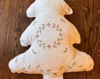 Vintage Quilt Weihnachtsbaum-Kissen – Handgefertigt aus einem Cutter Quilt