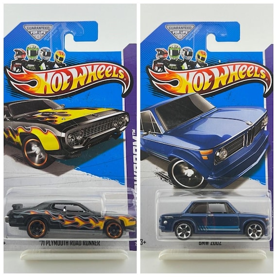 HOT WHEELS Bundle Old - Plymouth Road Runner - BMW 2002 - 2012
