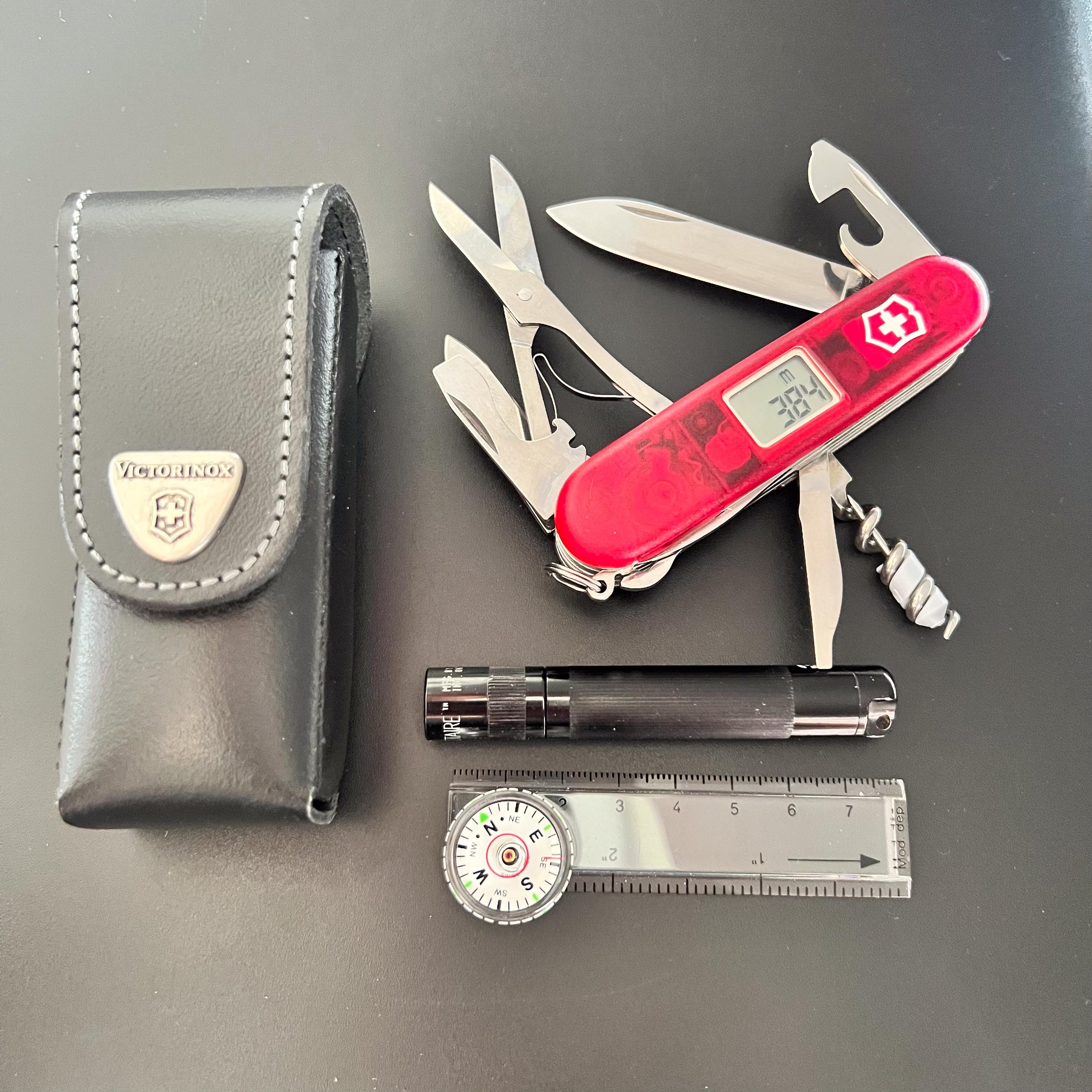 NEW Victorinox Altimeter, Compass, Flashlight. Swiss Army Knife