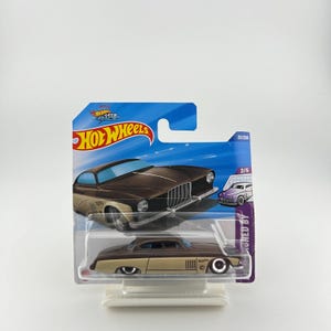 HOT WHEELS TH Treasure Hunt - Fish&#39;D CHip&#39;D - 2024 / Collector / Vintage / Retro