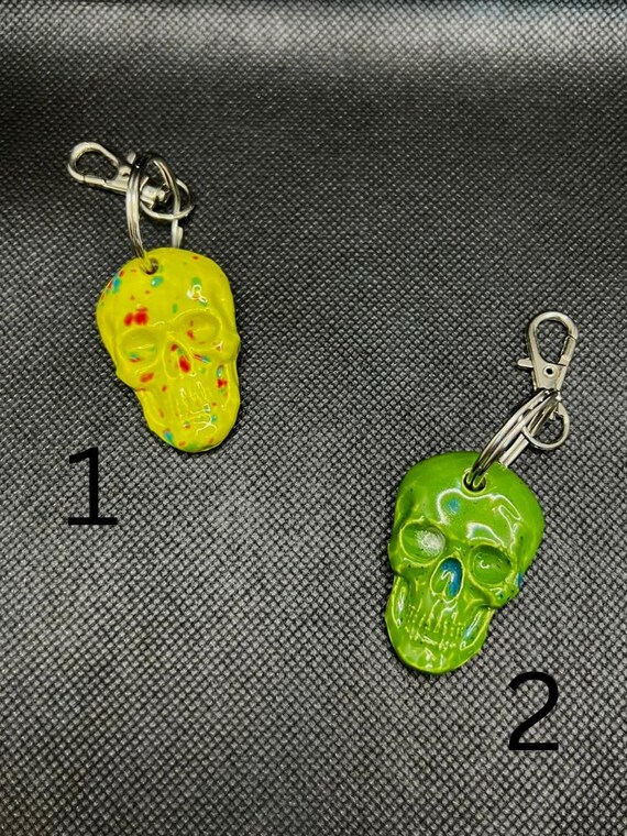Durable Skull Keychain (10+ COLORS) Handmade Ceramic - Etsy