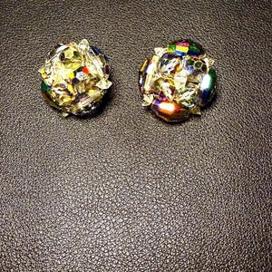 Vintage Faceted Crystal Iridescent Rhinestone Aurora Borealis Clip-on Earrings