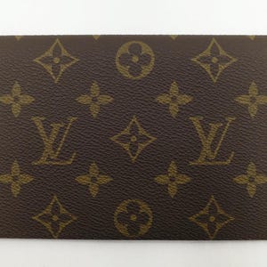 Cartera plegable Louis Vuitton con monograma, auténtica y vintage. Excelente estado.