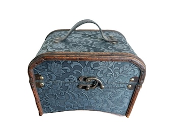 Vintage Suitcase in Medieval Style - A Stylish Journey Back in Time