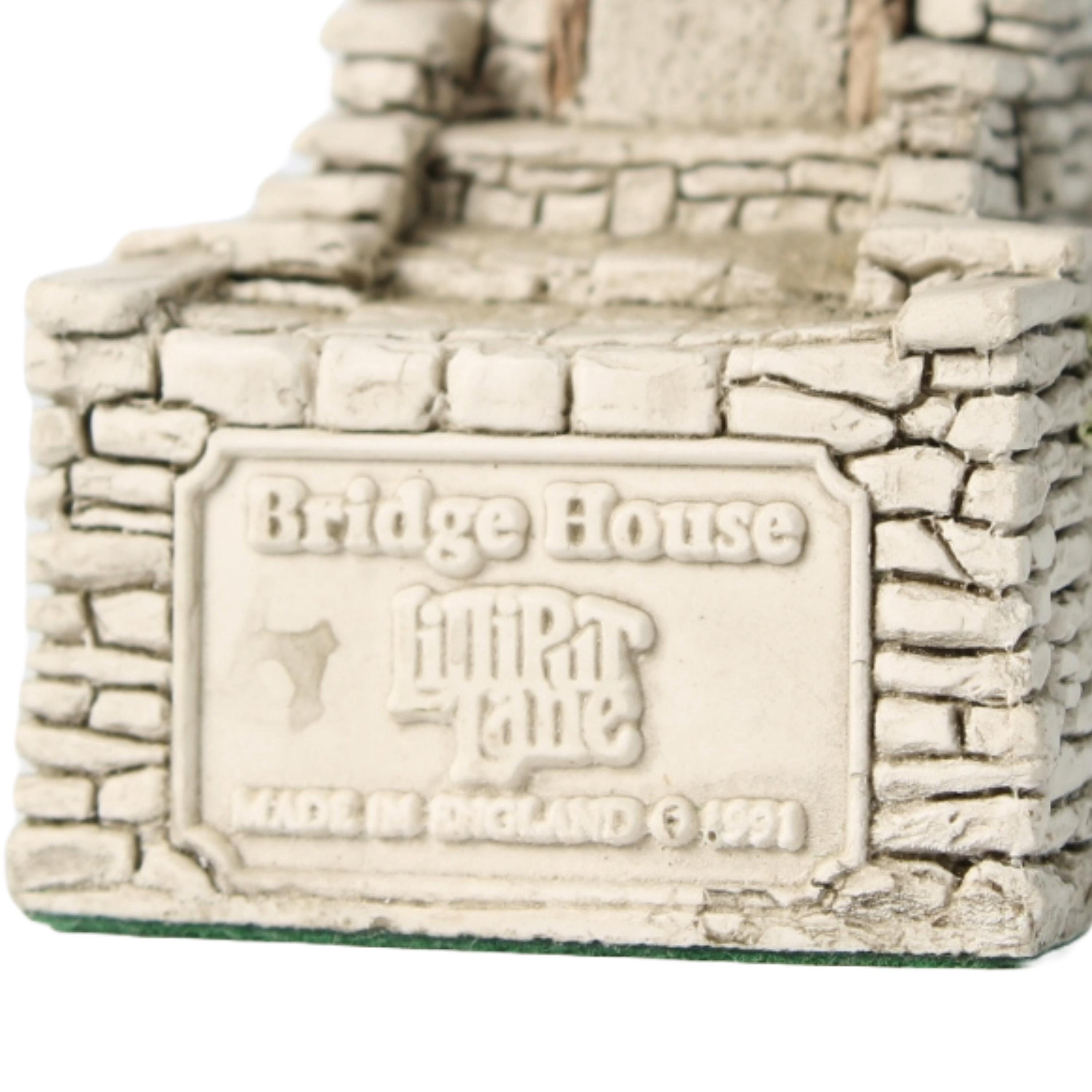 Lilliput Lane Miniature Bridge House, Ambleside England