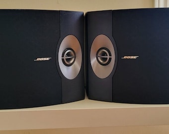 Bose 301 V Series Left And Right Pair Direct Reflecting Bookshelf Speakers 301V