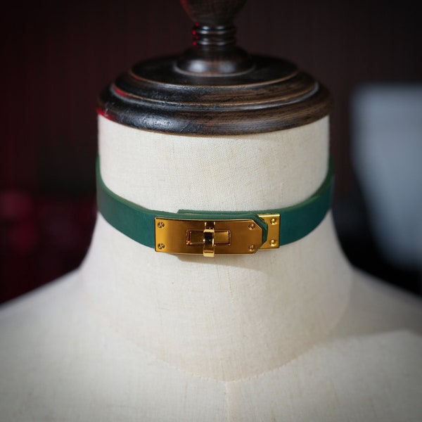 Handmade Genuine Leather Choker Collar With Lock Available With Different Leather Colors