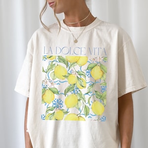 Camisa La Dolce Vita, Estética de Pinterest, Regalo de viaje retro italiano, Viaje de chicas a Italia, Camiseta vintage de fruta de limón, Camiseta gráfica italiana