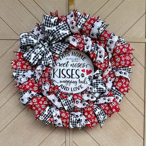 Adorable Dog Owner Gift, Paw and Bone Wreath, Dog Wreath, Pet Wreath, Dog Decor, Pet Decor, Burlap Wreath, Dog Mom, Dog Dad, Paw Wreath