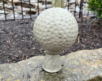 Stone Golf Ball Figurine Concrete Golf Ball Statue Golfer Gift Garden Figure Outdoor Lawn Ornament Cement Ball Statuary Yard Art Decoration: