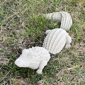Crocodile Statue Concrete Alligator Sculpture Laying Stone Crocodile Handmade Figure Garden Backyard Ornament Cement Lawn Decore 3 Piece