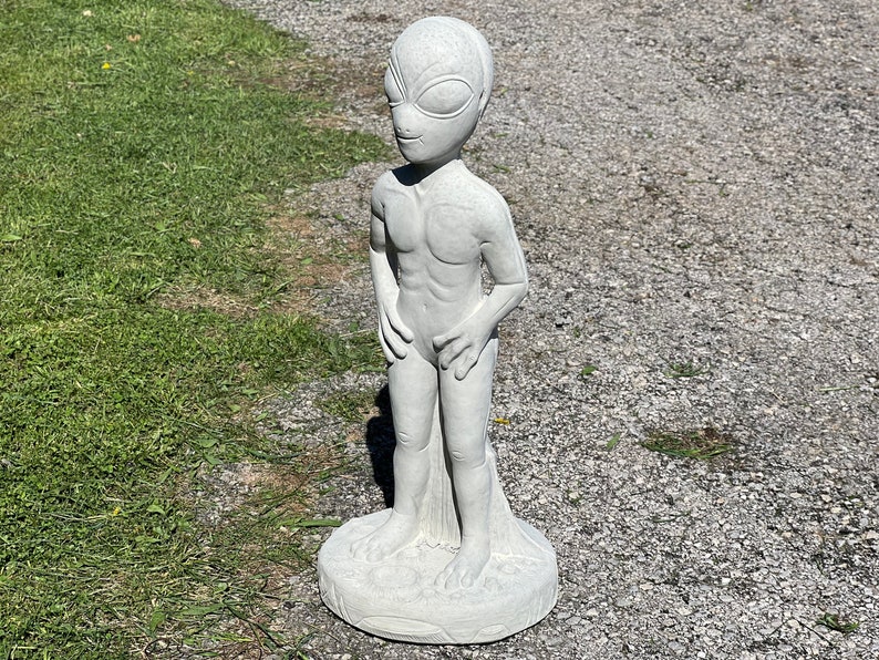 Large Alien Garden Sculpture 36" Concrete Extraterrestrial Statue ...
