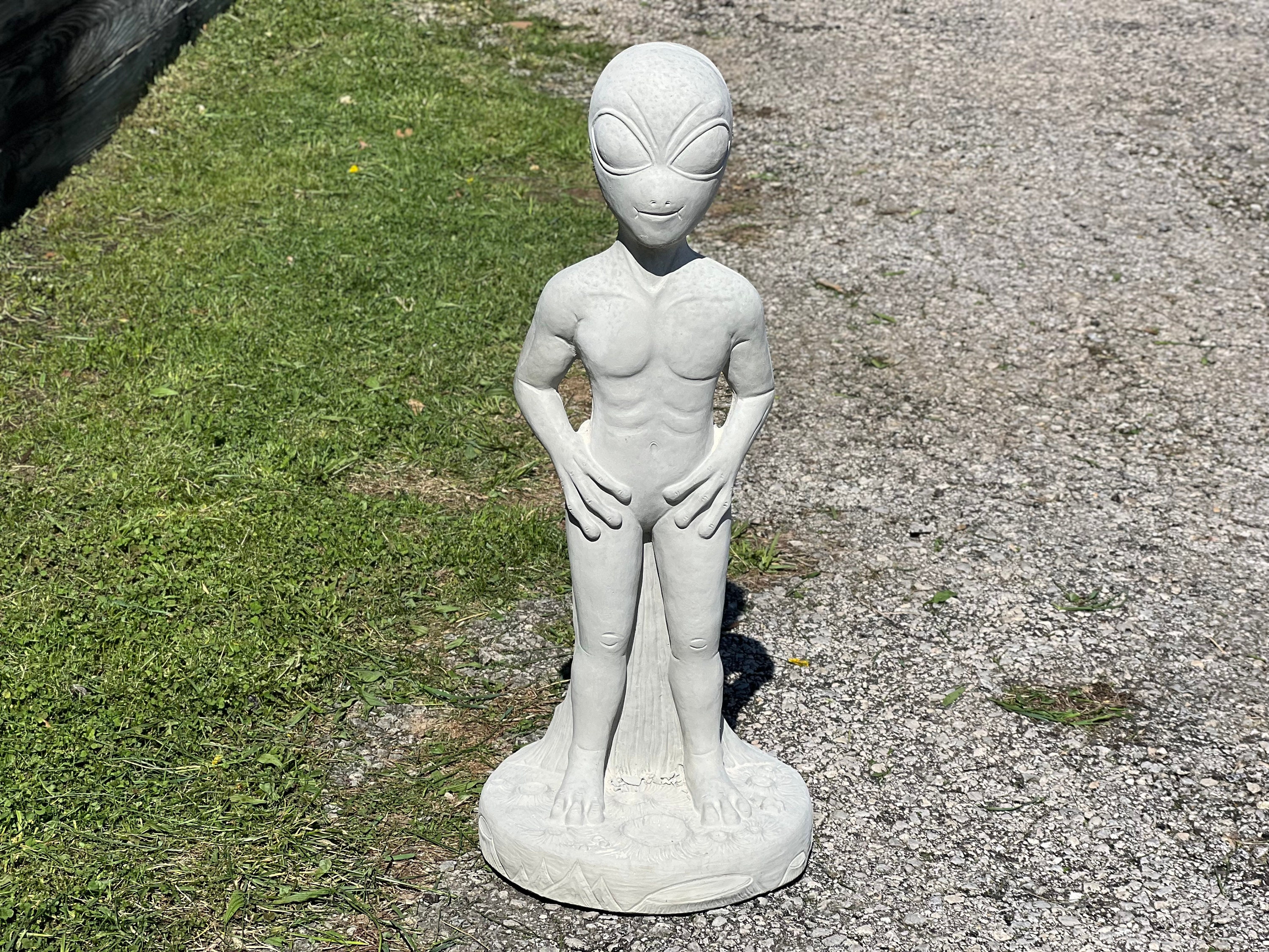 Large Alien Garden Sculpture 36" Concrete Extraterrestrial Statue ...