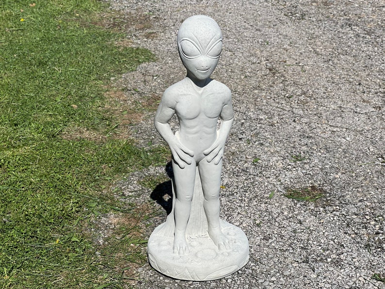 Large Alien Garden Sculpture 36" Concrete Extraterrestrial Statue ...