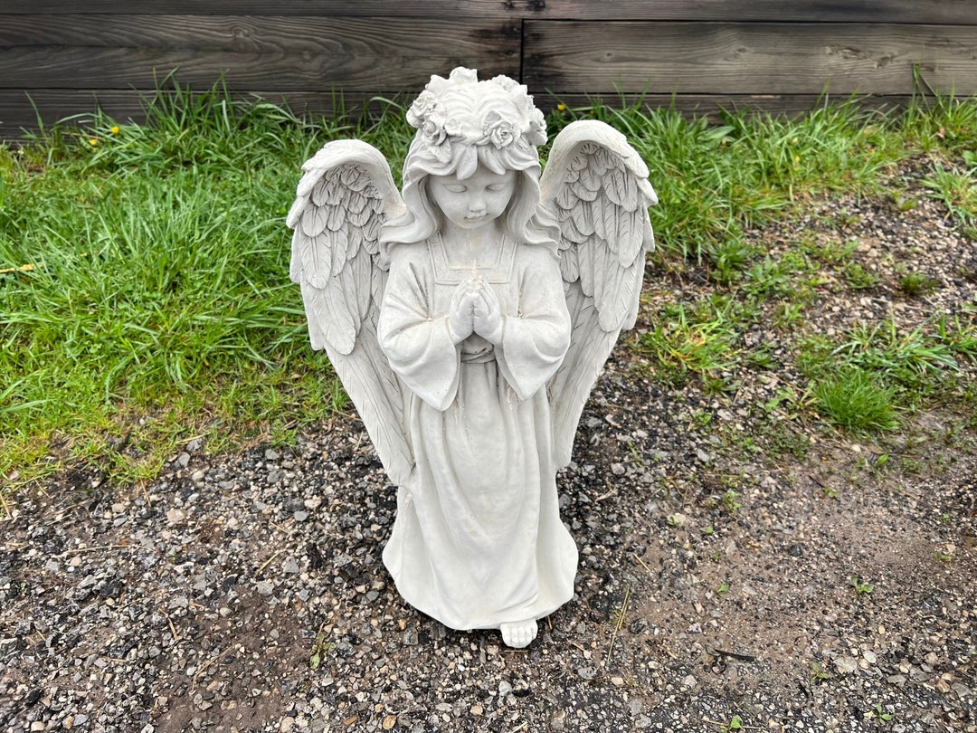 Huge Angel Sculpture Concrete Memorial Cherub Statue Memorial Guardian ...