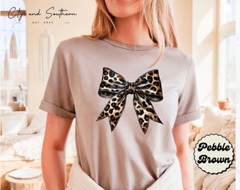 Leopard Bogen Grafik T-Shirt | Süßes Coquette Shirt, Trendiges Top, Animal Print T-Shirt