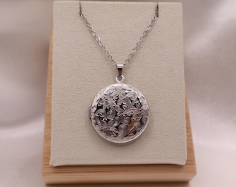 Locket Vintage Circle Necklace, Silver Vintage Circle Locket, Circle Locket, Locket Necklace, Gifts for Mom, Gifts for Her, Gifts for Women