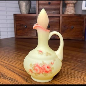 Fenton Burmese Cruet With Stopper