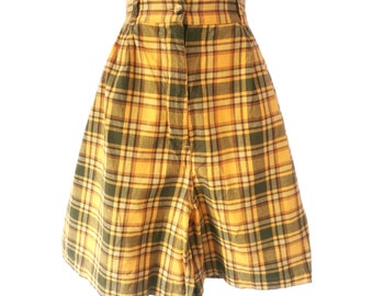 Vintage 1990er Gold Gelb und Grün Tartan Kariert Baggy Golf Shorts mit hoher Taille von Berketex Medium