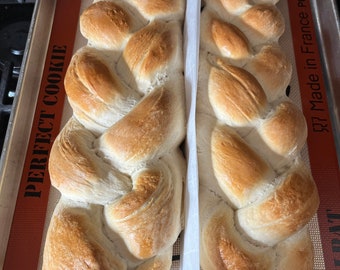 Braided white bread
