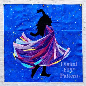 Op de afbeelding: Een textielkunstwerk met een zwart silhouet van een danseres in een wervelende jurk. De jurk is samengesteld uit kleurrijke stoffen stroken in tinten paars, roze en blauw. De achtergrond is een sterrenhemel blauwe lucht, met de tekst "Digital FPP Pattern".