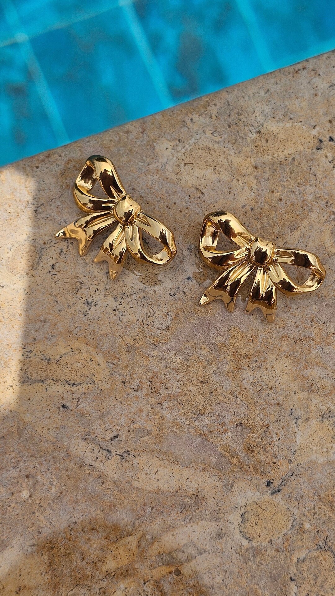 Bow Stud Earrings - Gold