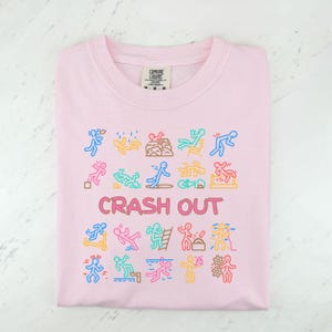 Funny crash out shirt featuring Gen Z slang and TikTok-inspired humor. Perfect gift for teens, middle schoolers, or gaming enthusiasts. Trendy, sarcastic graphic tee with comfortable fabric, ideal for birthdays, lounging, or school style.