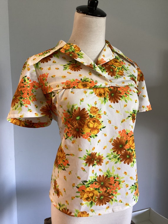 Vintage 60s floral collared shirt