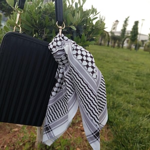 Keffiyeh Bandanas - Palestinian Bandana - Black White Palestinian Kufiyah - Headband - Kuffiyah - Kufiya - Tatreez