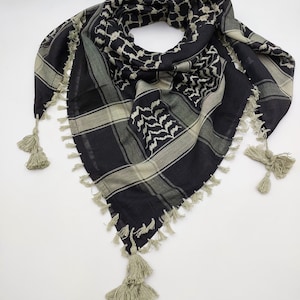 Tasseled Palestinian Keffiyeh, Palestinian scarf, Palestinian kufiya, Palestine keffiyeh, Tassel Keffiyeh, men women shemagh