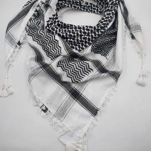 Keffiyeh Palestinian Scarf Style,Traditional Shemagh with Tassels Limited Edition, Cotton Arafat Even Arab Style Men&#39;s and Women&#39;s Headscarf