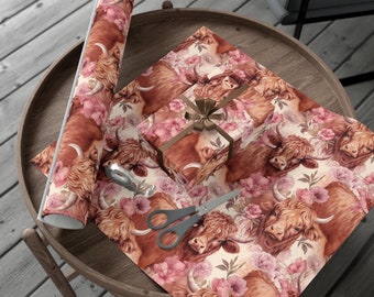 Inpakpapier Highland Cow met bloemen, cadeaupapier vee