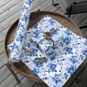 Chinoiserie-Geschenkpapier, blaues florales Girly Preppy Millennial-Geschenkpapier, Babyparty, Geburtstag, Hochzeit, elegantes Braut-Geschenkpapier