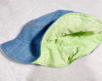 Sombrero de pescador reversible de mezclilla / Algodón verde lima con remolino, protección solar