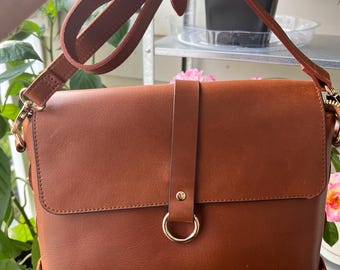 Minimalistische lichtbruine leren crossbodytas – portemonnee voor dagelijks gebruik
