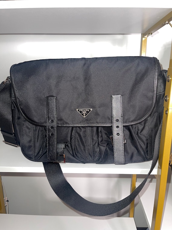 バッグ PRADA archive messenger bag PRADA archive messenger bag