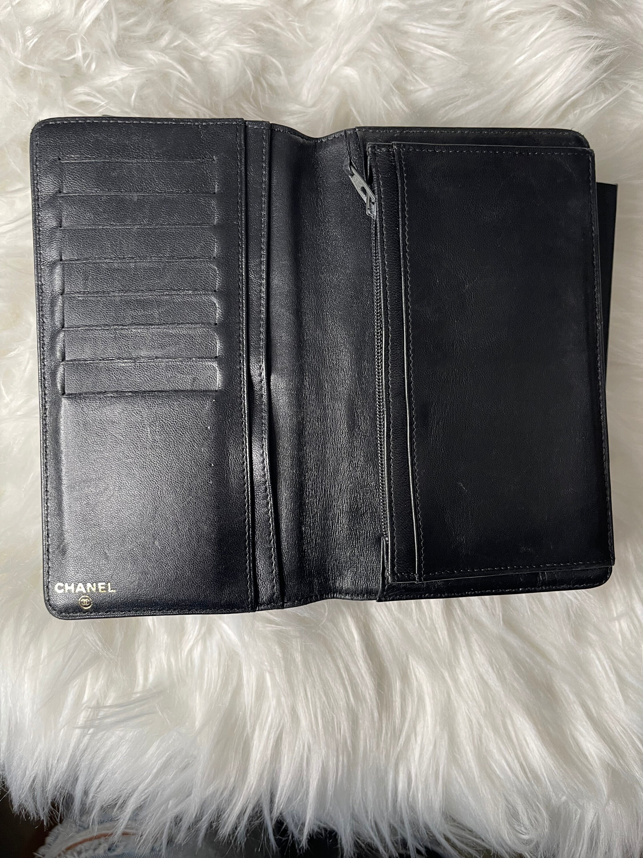 魅力的な Vintage Chanel Wallet - Etsy 小物