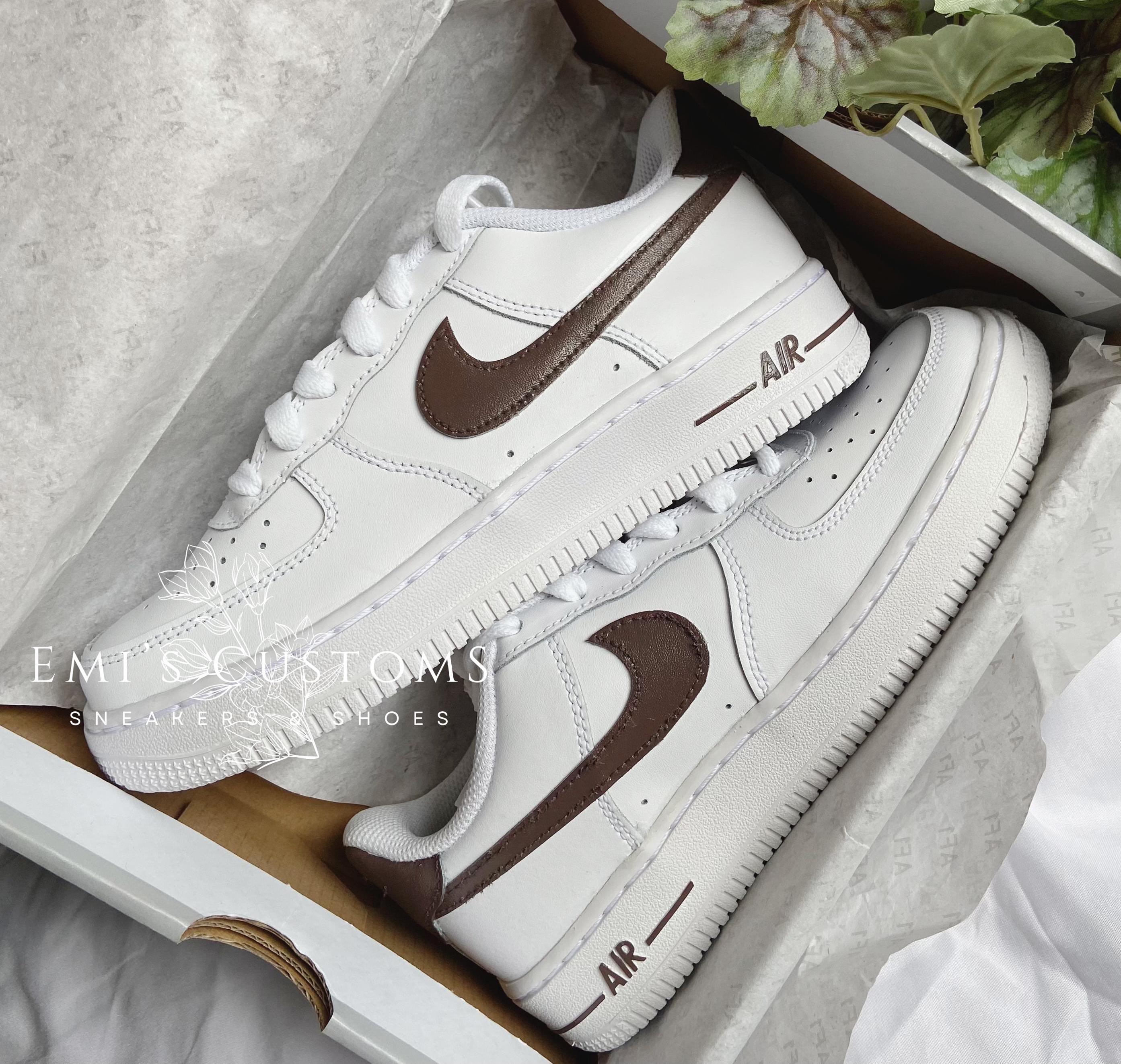 カスタム ナイキ エア フォース 1 ロー スニーカー - チョコレート