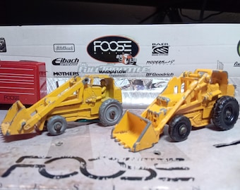 Matchbox #24 Weatherill Hydraulic One Gray Wheel & One Black Wheel