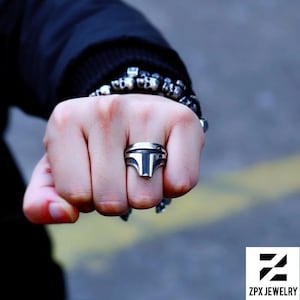 Mandalorian Movie Ring Manalorian Helment Ring Personality Men Ring Punk Rock Cool Man High Quality Jewelry