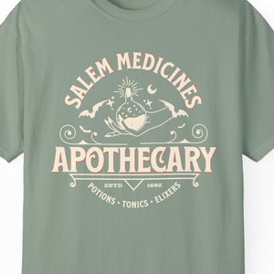 Camiseta de Halloween de Salem Apothecary, camiseta de colores cómodos de Black Potion Apothecary, camiseta retro de Halloween, camiseta de fiesta de Halloween de brujas de otoño