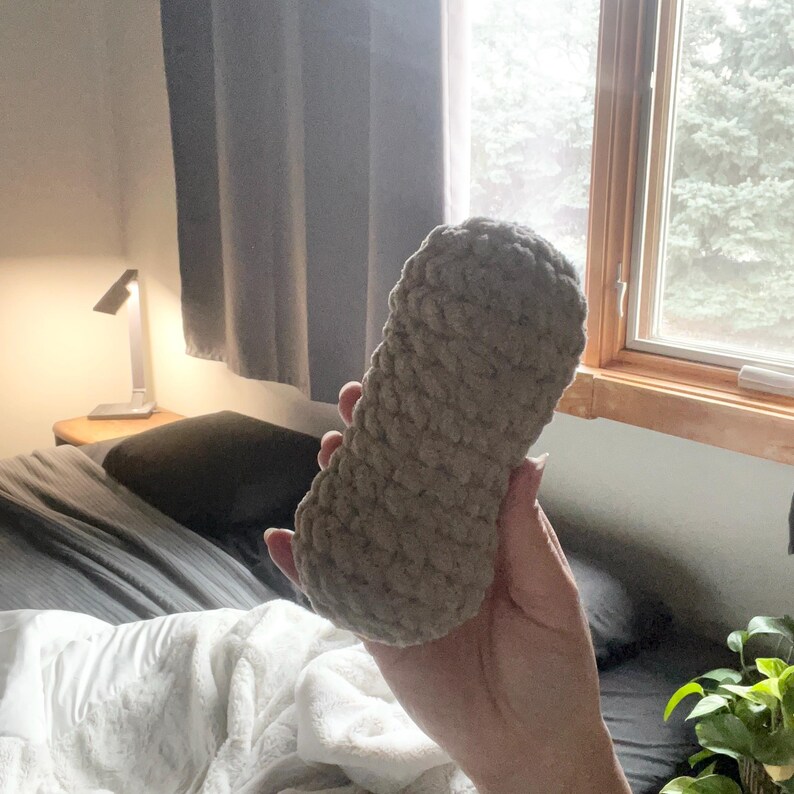 Baby Soft Chunky Yarn Breast Support Pillow Rod For Side Sleepers Extra Hold Pillow Hold While Sleeping Breast Support image 9